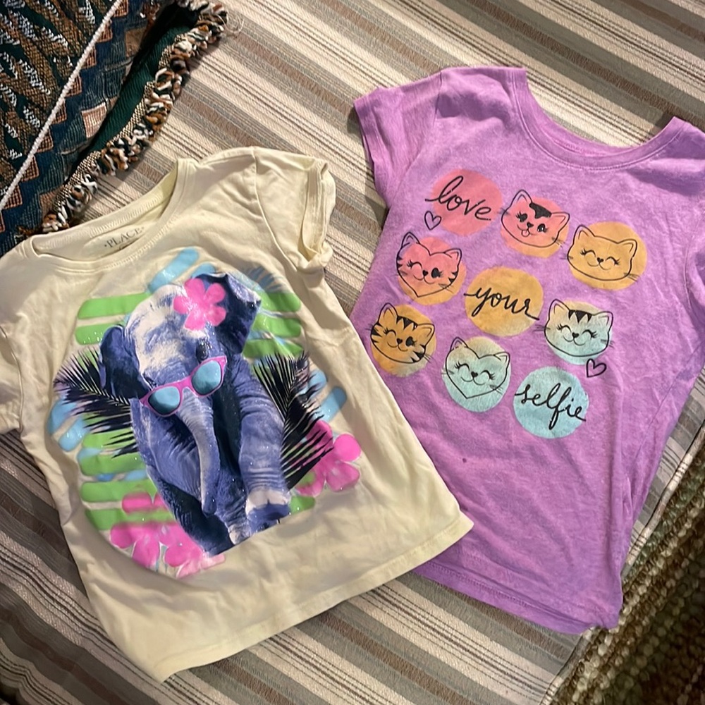 Set of shirts